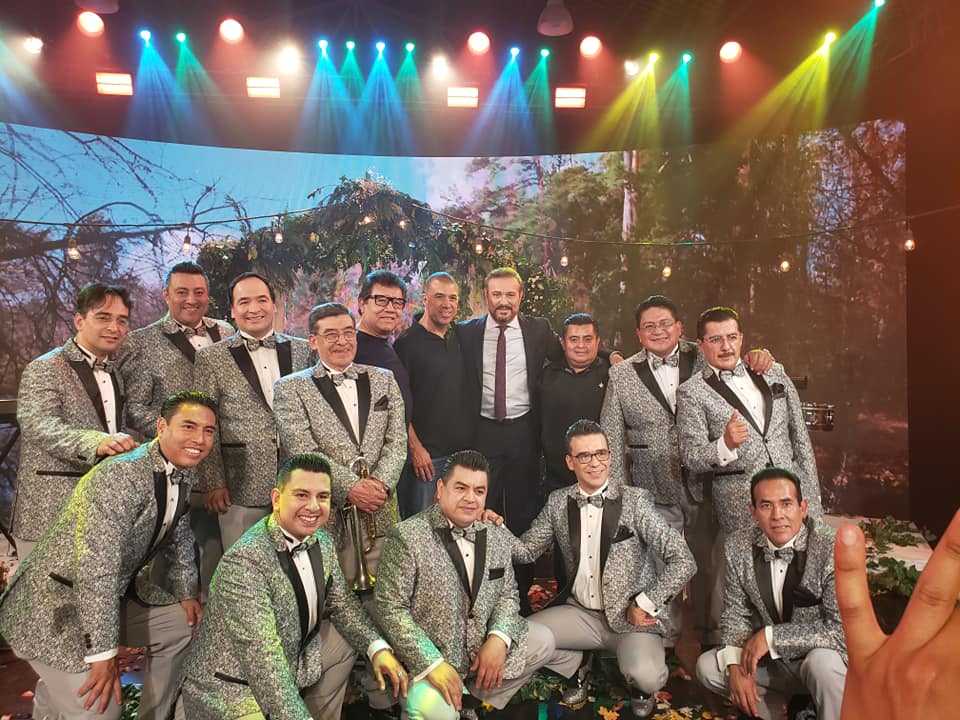 Edmundo, Monroy, Arturo Peniche, Fredy Rodriguez y La Auténtica Santanera de Gildardo Zárate